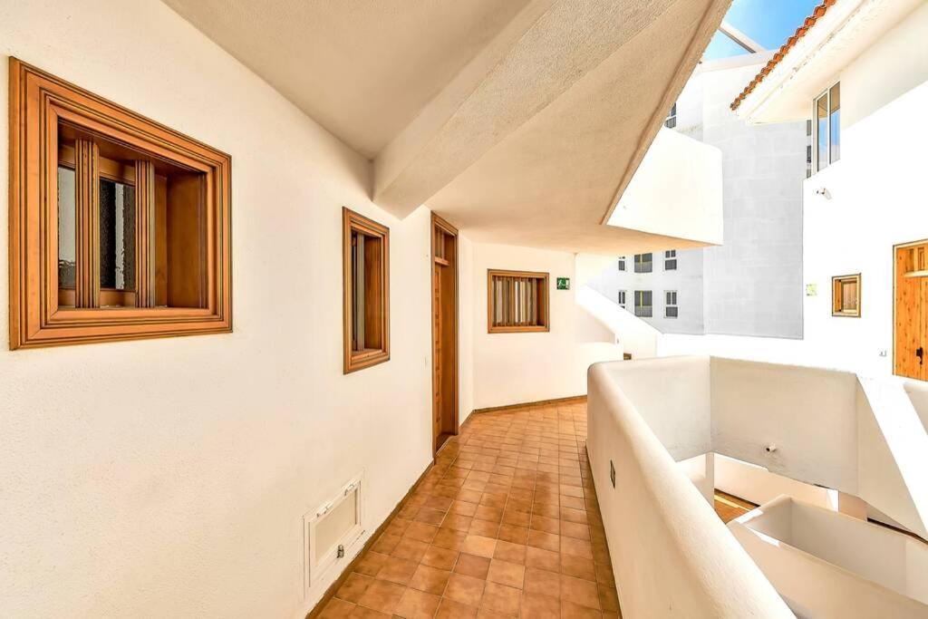 Modern Apartment In Parque Royal I, Playa Fanabe Costa Adeje  Exterior photo